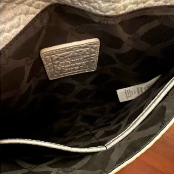 Opening ceremony silver Nokki clutch - Picture 4 of 6